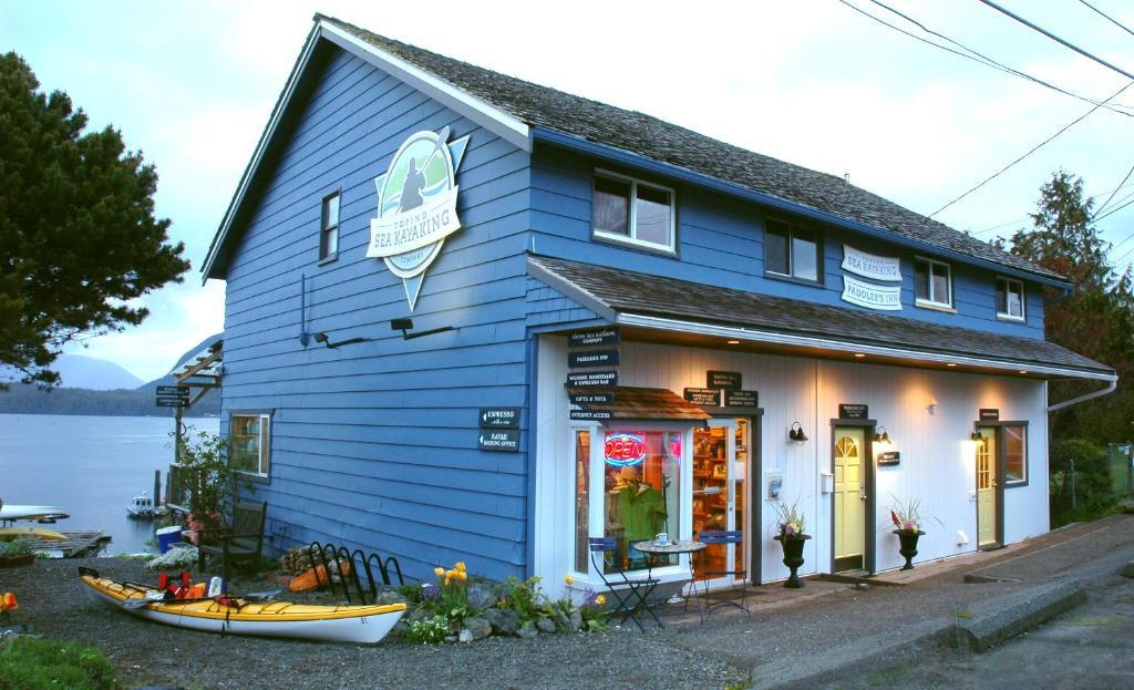Tofino Paddlers Inn المظهر الخارجي الصورة