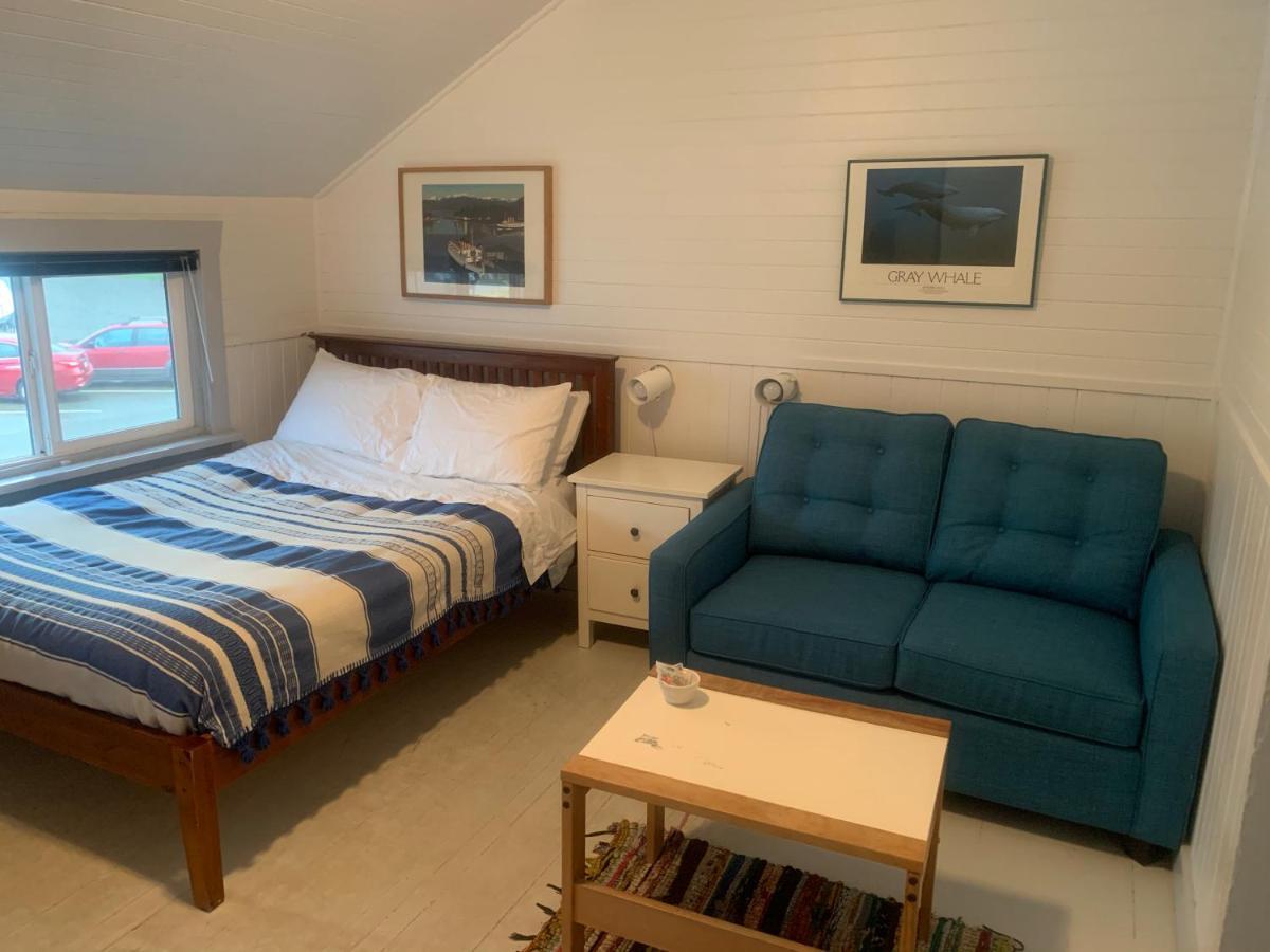 Tofino Paddlers Inn المظهر الخارجي الصورة