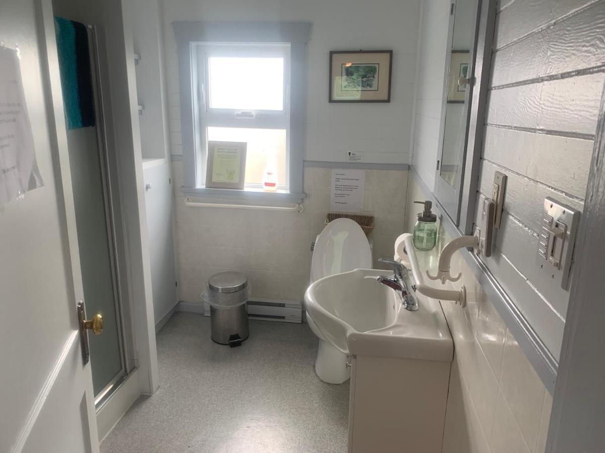 Tofino Paddlers Inn المظهر الخارجي الصورة